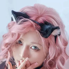 Succubus Meow Maid Cosplay โ Temptation Meets Cuteness!