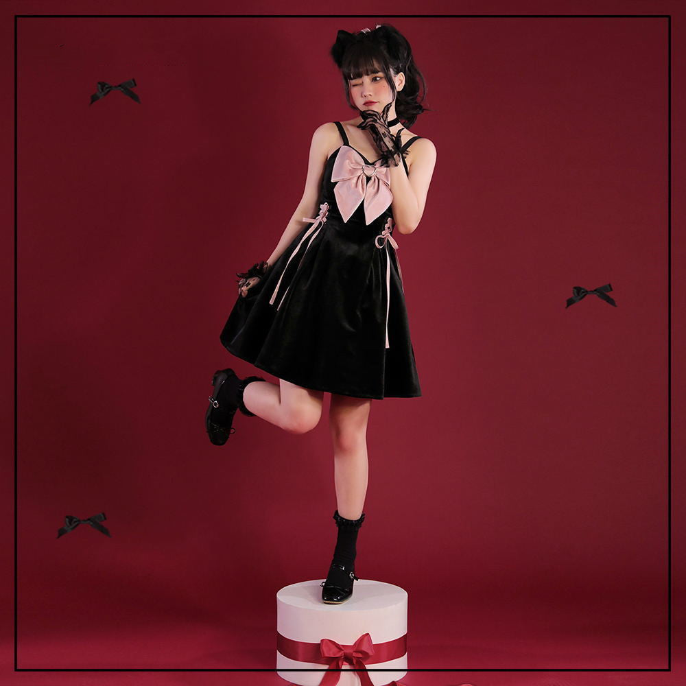 Velvet Sweetheart Suspender Dress