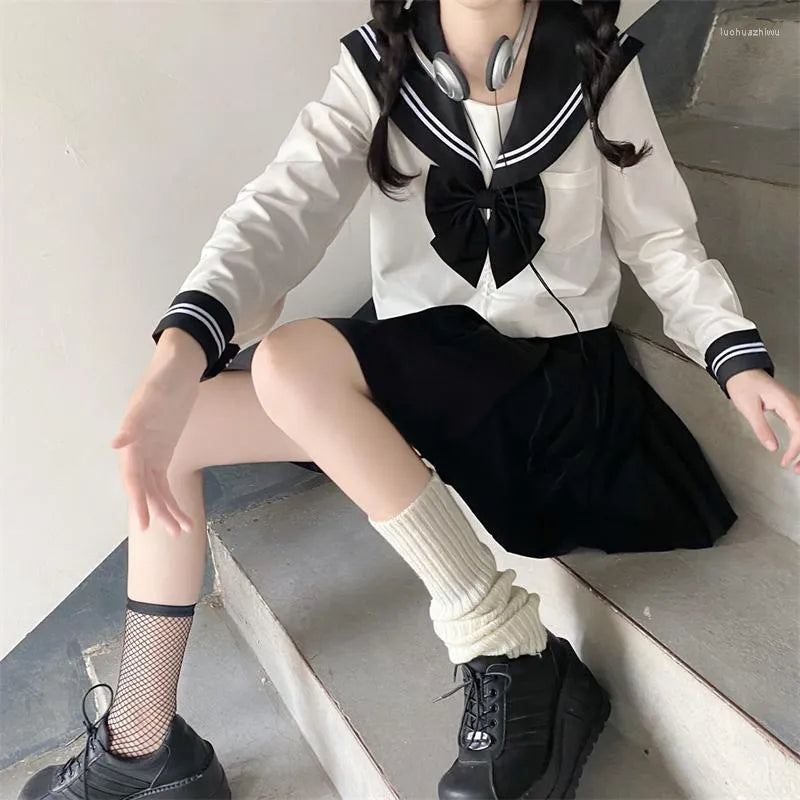 Japanese School Uniform Set โ Classic Sailor Suit Cosplay!