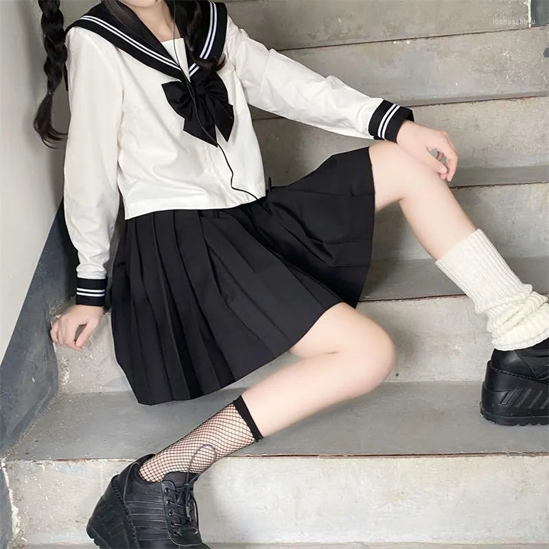 Japanese School Uniform Set – Classic Sailor Suit Cosplay!